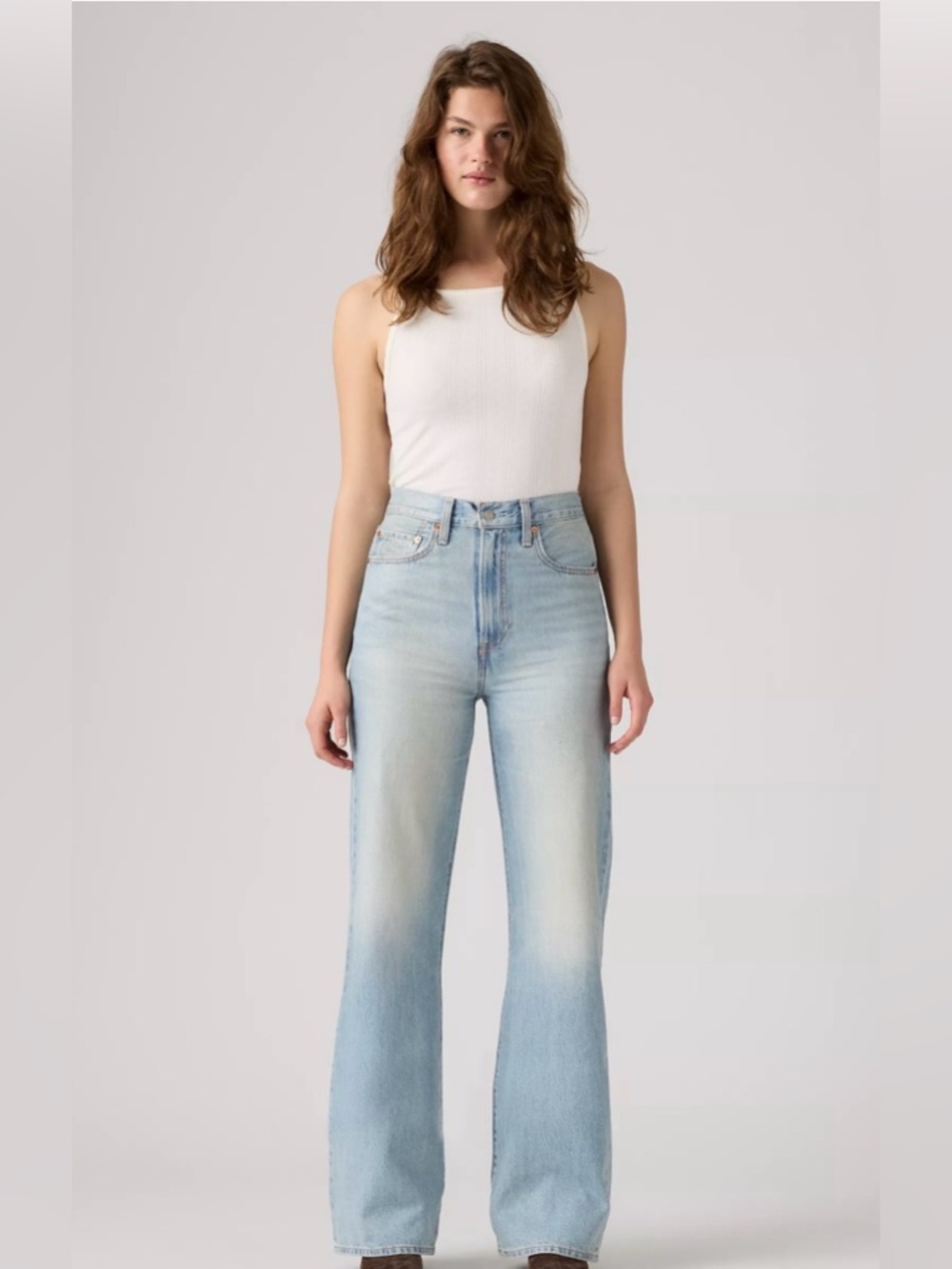 Levi’s Ribcage Bell Sz 31